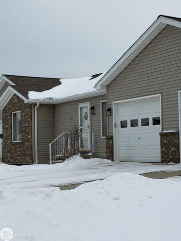 250 Huron Lane, Marine City, MI 48039