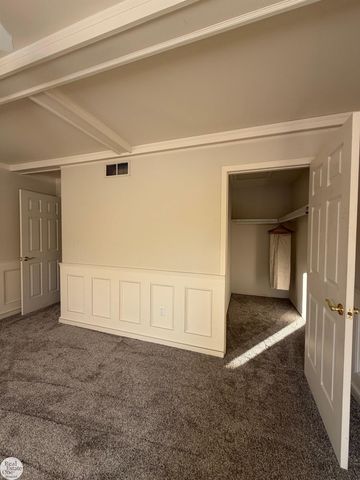 250 Huron Lane, Marine City, MI 48039