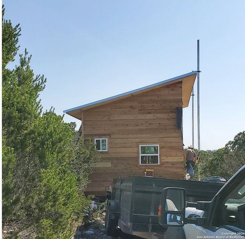 245 SD 46068, Rocksprings, TX 78880