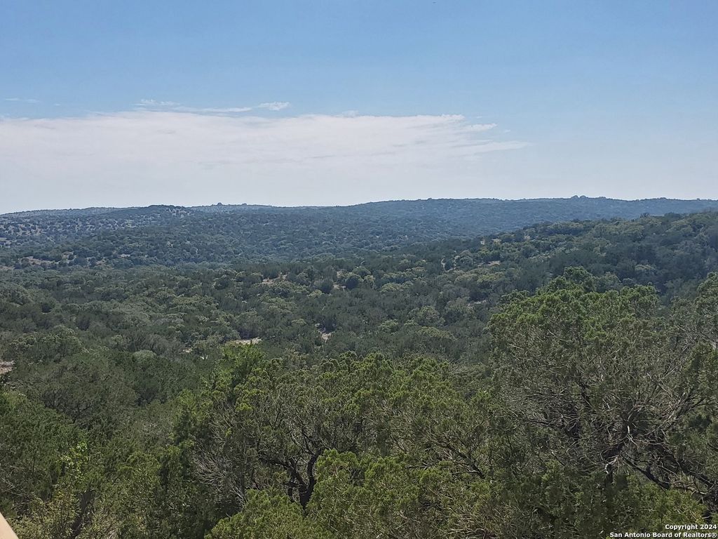 245 SD 46068, Rocksprings, TX 78880