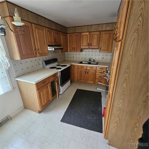 2189 Seneca Avenue, Niagara Falls, NY 14305