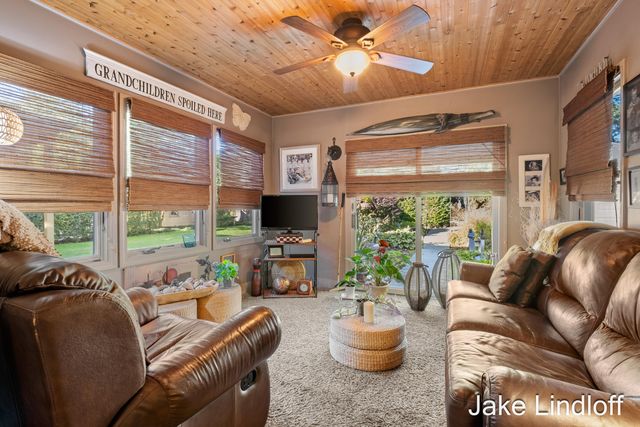 55 Baynton Avenue Ne, City Of Grand Rapids, MI 49503