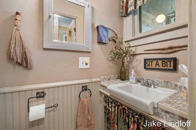 55 Baynton Avenue Ne, City Of Grand Rapids, MI 49503