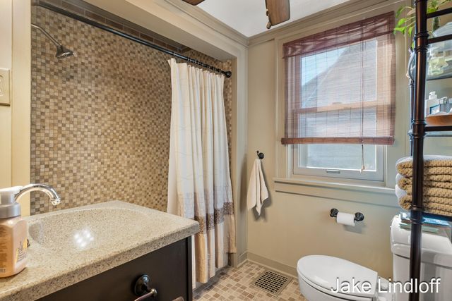 55 Baynton Avenue Ne, City Of Grand Rapids, MI 49503