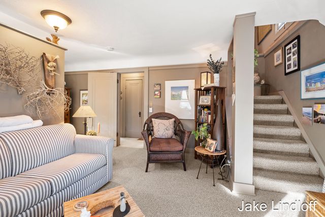 55 Baynton Avenue Ne, City Of Grand Rapids, MI 49503