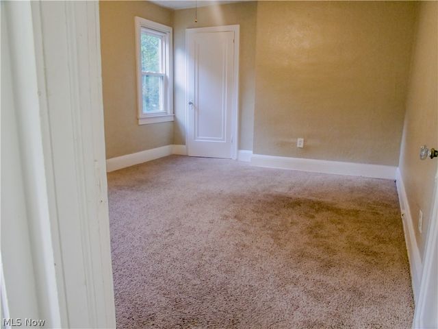 723 Grifton Avenue, Akron, OH 44305