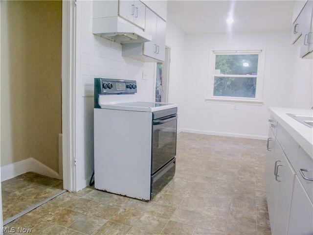 723 Grifton Avenue, Akron, OH 44305