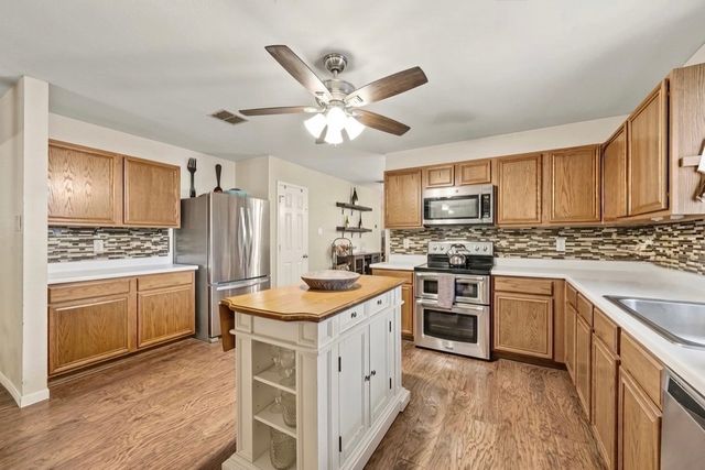 16529 Woodside Drive, Fort Worth, TX 76247