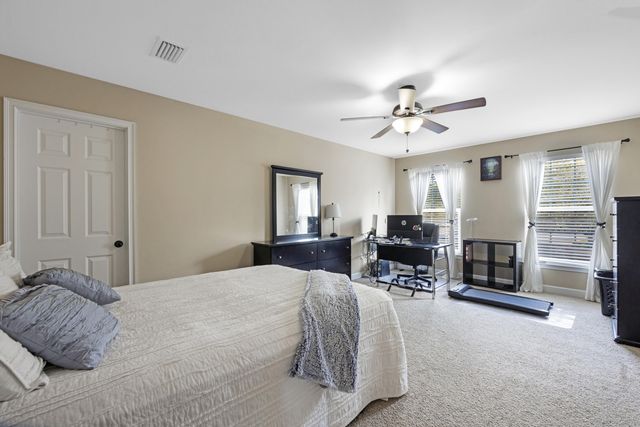 809 Sugar Plum Lane, Shalimar, FL 32579