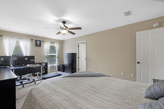 809 Sugar Plum Lane, Shalimar, FL 32579