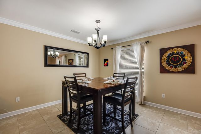 809 Sugar Plum Lane, Shalimar, FL 32579