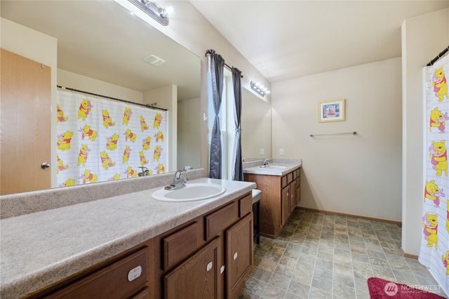10007 Dragt Street SE, Yelm, WA 98597