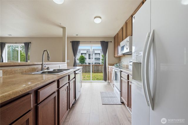10007 Dragt Street SE, Yelm, WA 98597