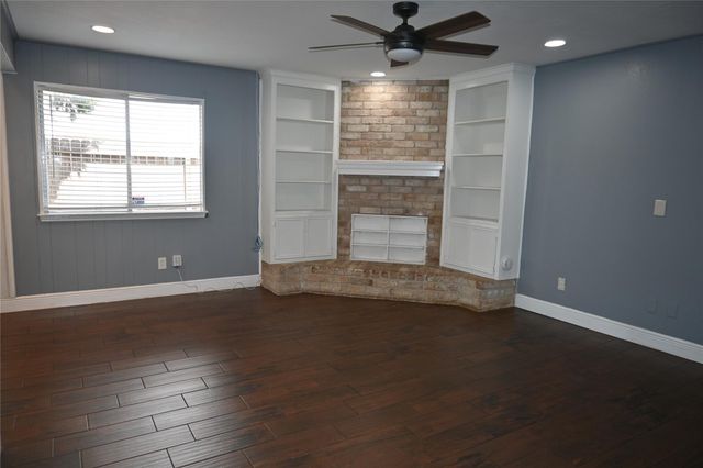 15426 Peermont Street, Houston, TX 77062