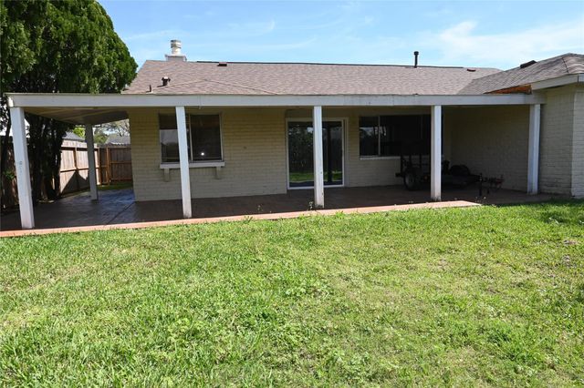 15426 Peermont Street, Houston, TX 77062