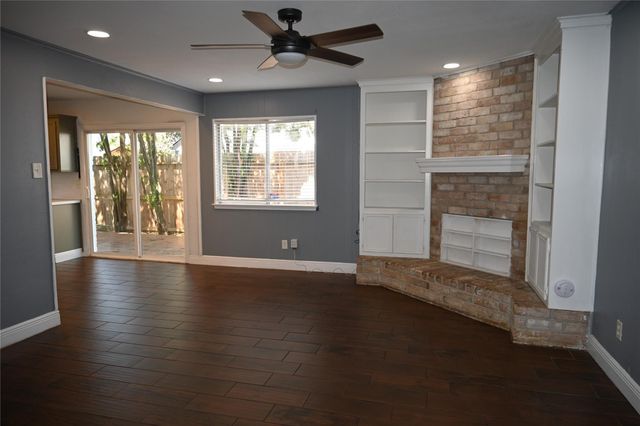 15426 Peermont Street, Houston, TX 77062