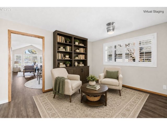 1526 Ne 150TH Ave, Portland, OR 97230