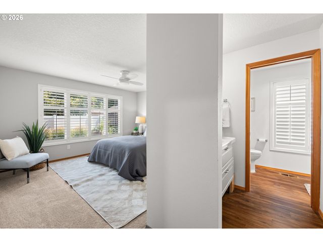 1526 Ne 150TH Ave, Portland, OR 97230