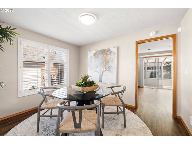 1526 Ne 150TH Ave, Portland, OR 97230