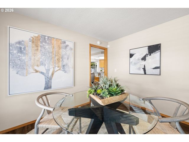 1526 Ne 150TH Ave, Portland, OR 97230