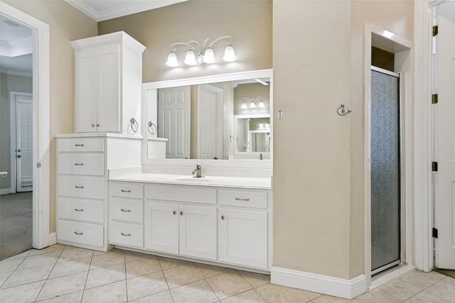 513 Dooley Court, Grapevine, TX 76051