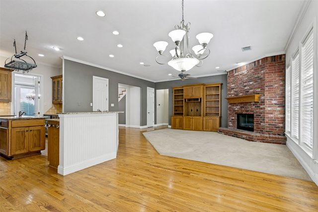 513 Dooley Court, Grapevine, TX 76051