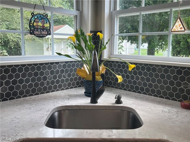 805 Gallo Drive, Brunswick, OH 44212