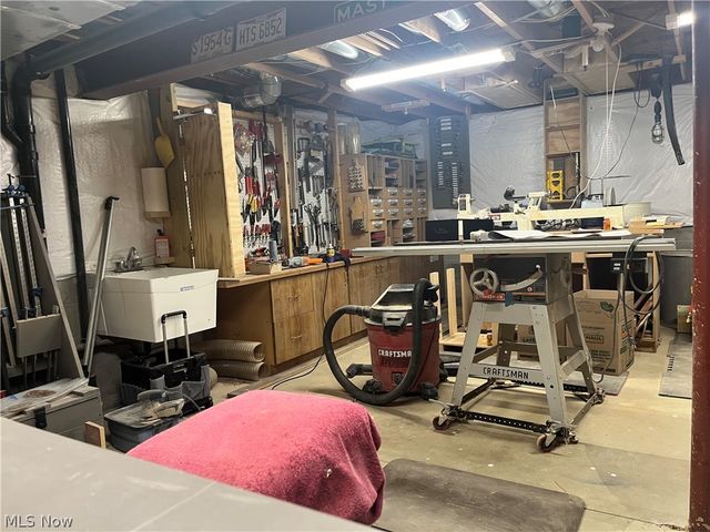 805 Gallo Drive, Brunswick, OH 44212