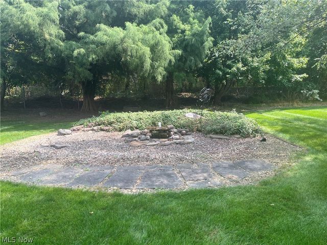 805 Gallo Drive, Brunswick, OH 44212