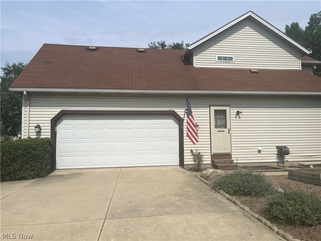 805 Gallo Drive, Brunswick, OH 44212