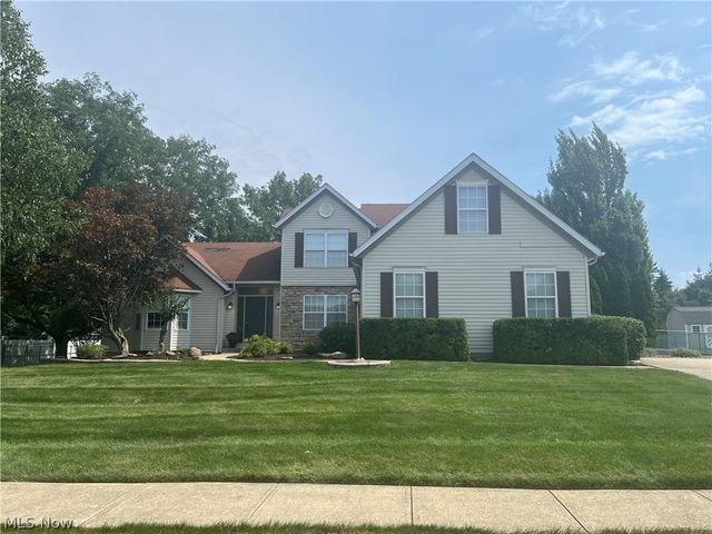 805 Gallo Drive, Brunswick, OH 44212
