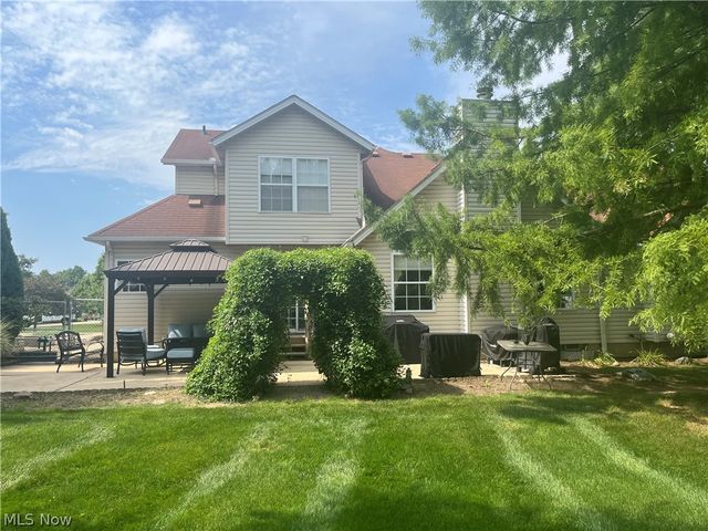 805 Gallo Drive, Brunswick, OH 44212