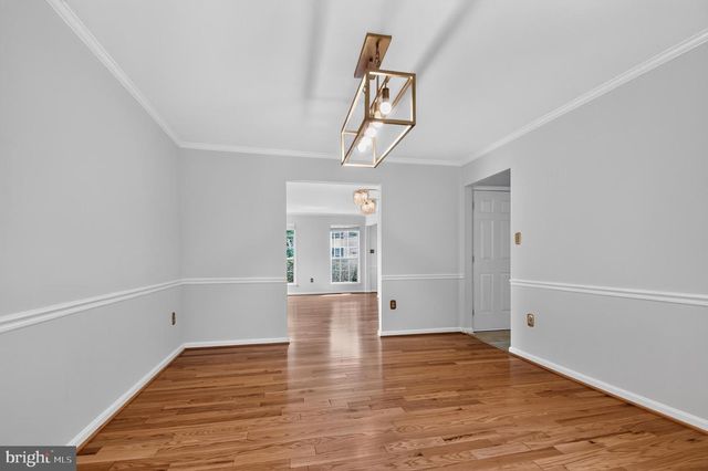 1588 KINGSTREAM CIR, Herndon, VA 20170