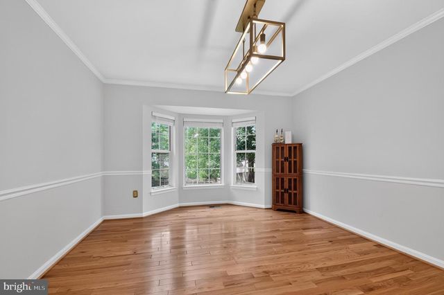 1588 KINGSTREAM CIR, Herndon, VA 20170