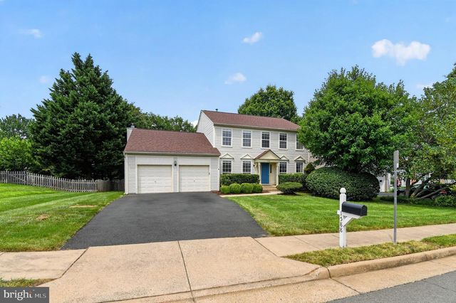 1588 KINGSTREAM CIR, Herndon, VA 20170
