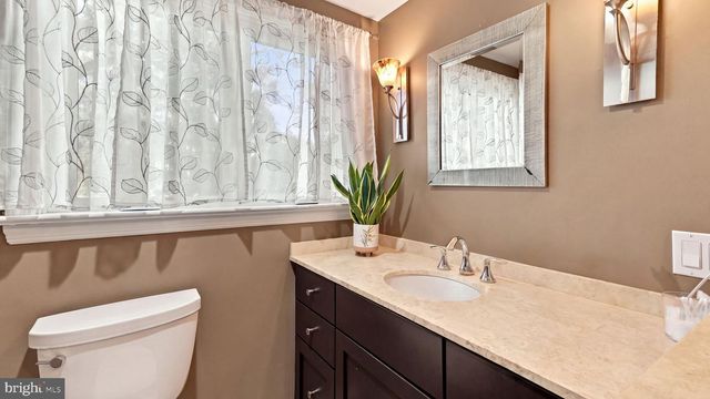 66 BARREN RD, Newtown Square, PA 19073
