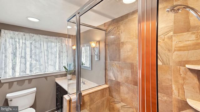 66 BARREN RD, Newtown Square, PA 19073