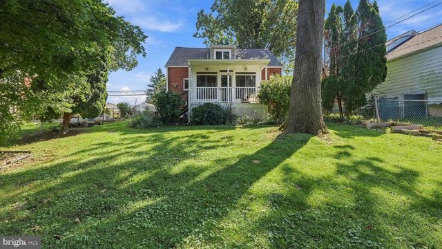 66 BARREN RD, Newtown Square, PA 19073