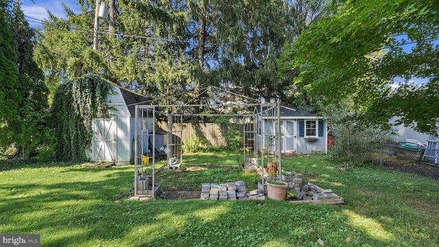 66 BARREN RD, Newtown Square, PA 19073
