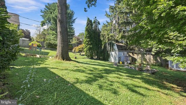 66 BARREN RD, Newtown Square, PA 19073