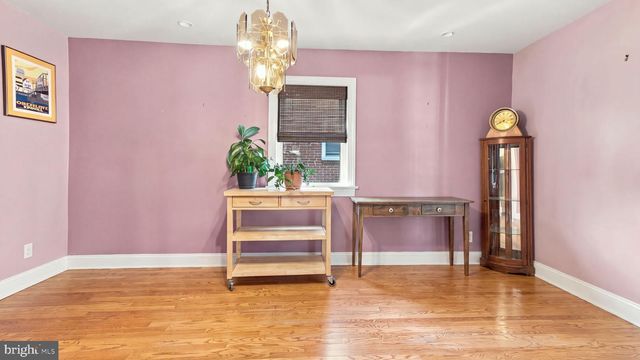 66 BARREN RD, Newtown Square, PA 19073