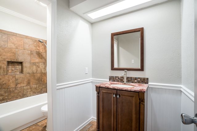 407 San Maria Drive, Garland, TX 75043