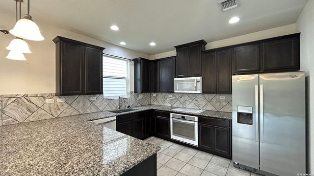 2607 BLUFF XING, San Antonio, TX 78244