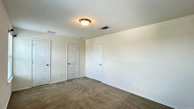 2607 BLUFF XING, San Antonio, TX 78244