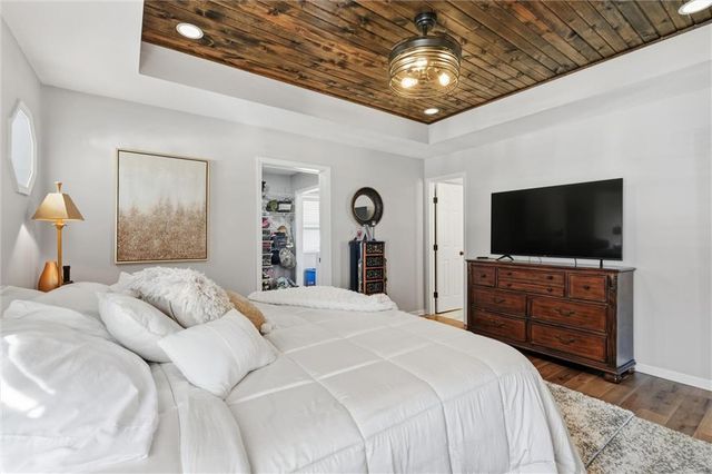 305 12th Avenue, Greenwood, MO 64034