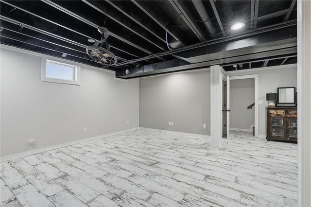 305 12th Avenue, Greenwood, MO 64034