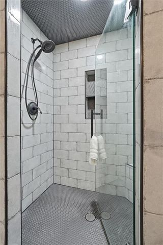 305 12th Avenue, Greenwood, MO 64034