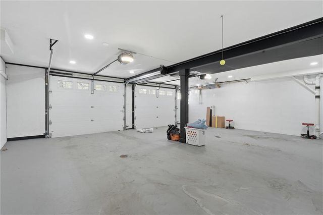 305 12th Avenue, Greenwood, MO 64034