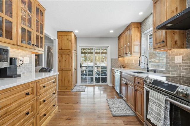 305 12th Avenue, Greenwood, MO 64034