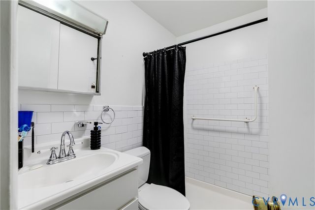 7403 Edgewood Ave, Henrico, VA 23227